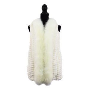 NEW W/ TAGS GORGEOUS Soft Faux Fur Vest Shawl